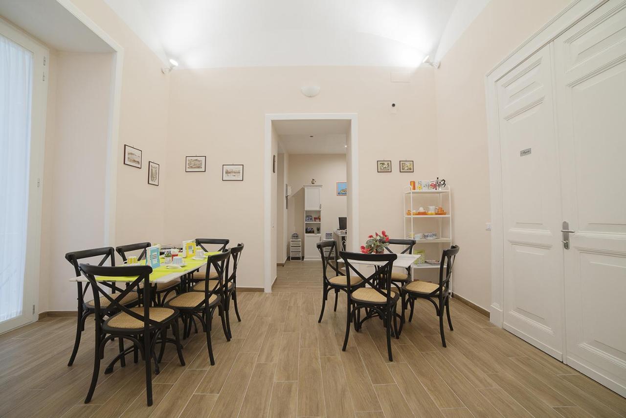 B&B Galleria Principe Di Napoli Buitenkant foto